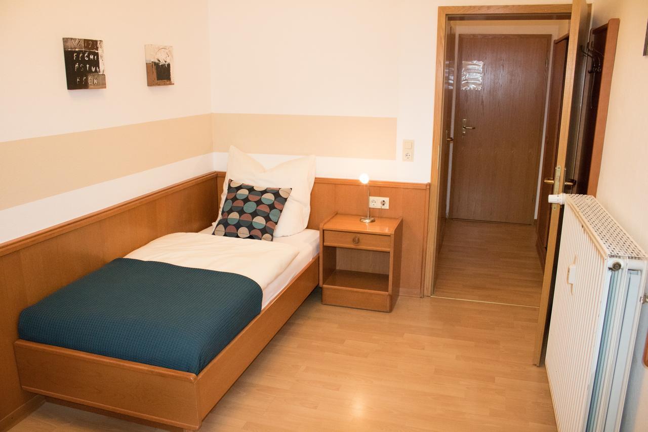 Stadthotel Russelsheim Екстериор снимка