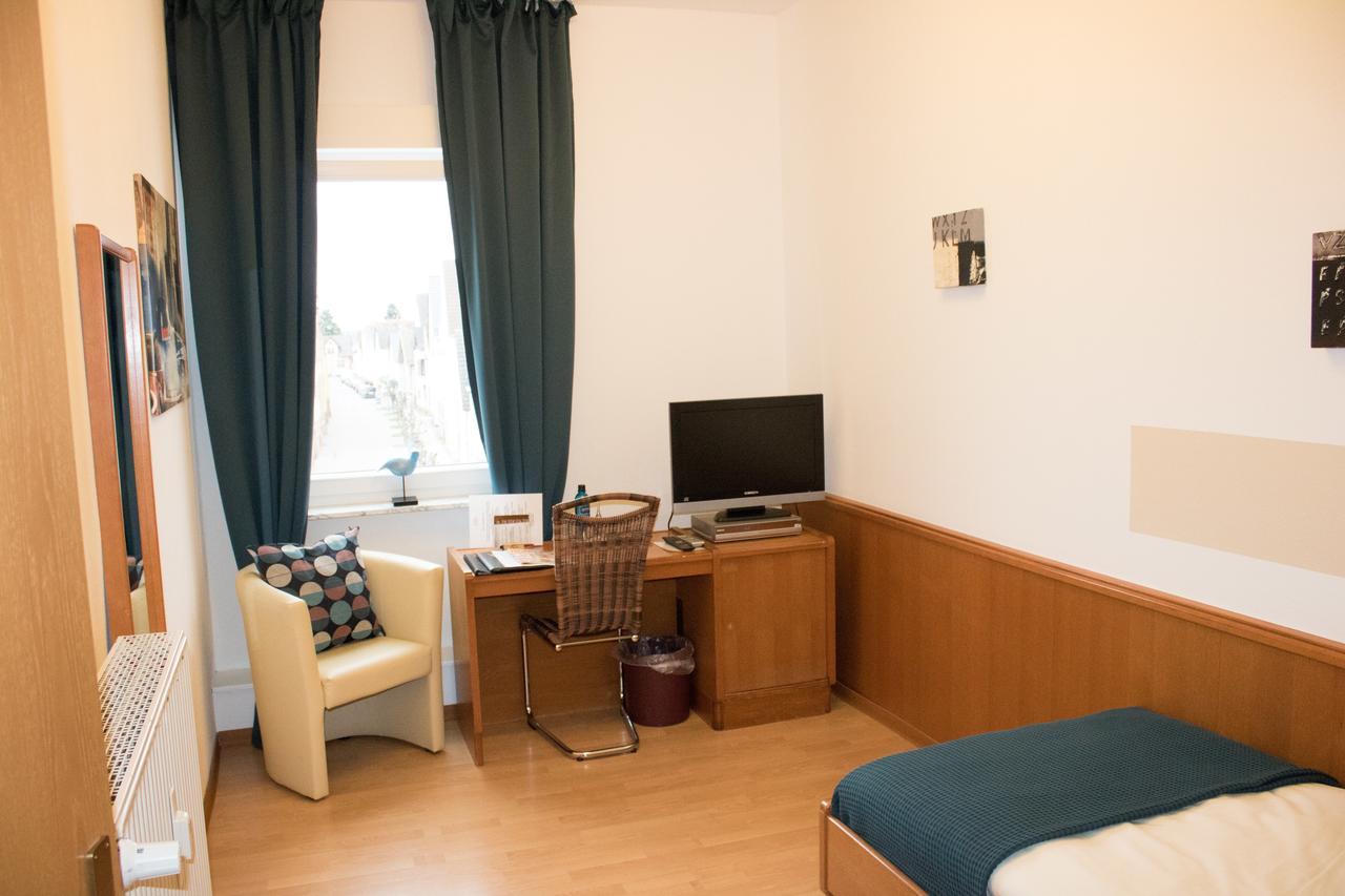 Stadthotel Russelsheim Екстериор снимка